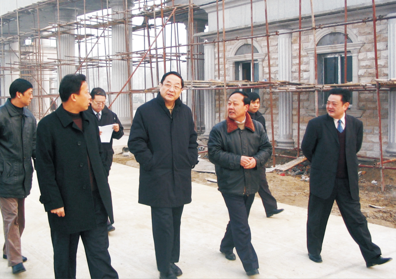2005年1月14日，中共中央政治局委員、湖北省委書記俞正聲來公司調(diào)研